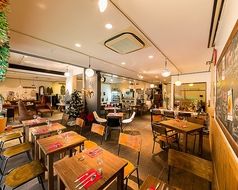 D Lounge カフェダイニング&セレクトショップ国立駅カフェ