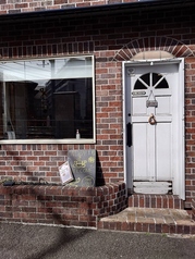 cafe & bar 本棚 尾山台駅カフェ