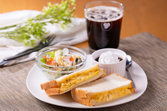 Cafe Dining&Bar FLAT カフェ ダイニングバー フラット 押上駅カフェ